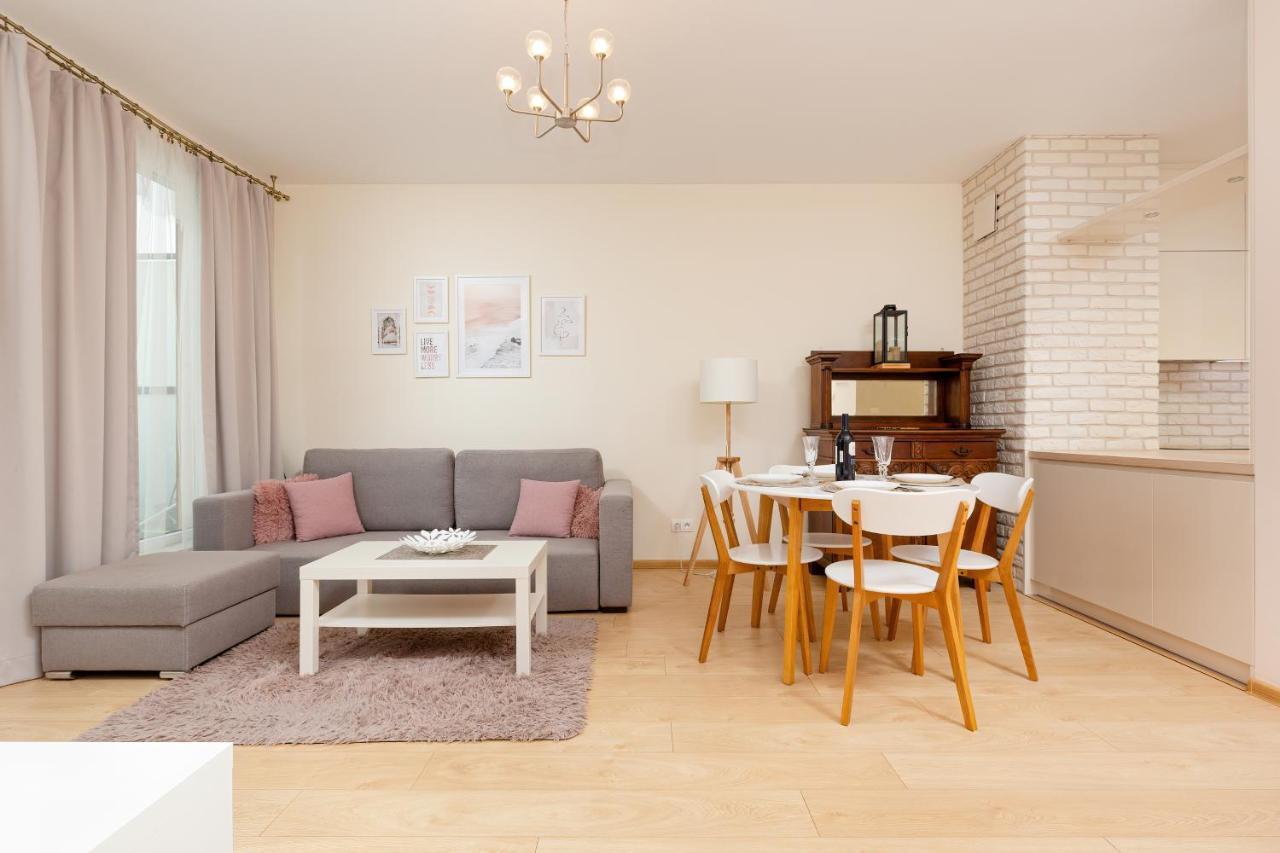 Espace Wilanow Apartments By Noclegi Renters Варшава Екстериор снимка